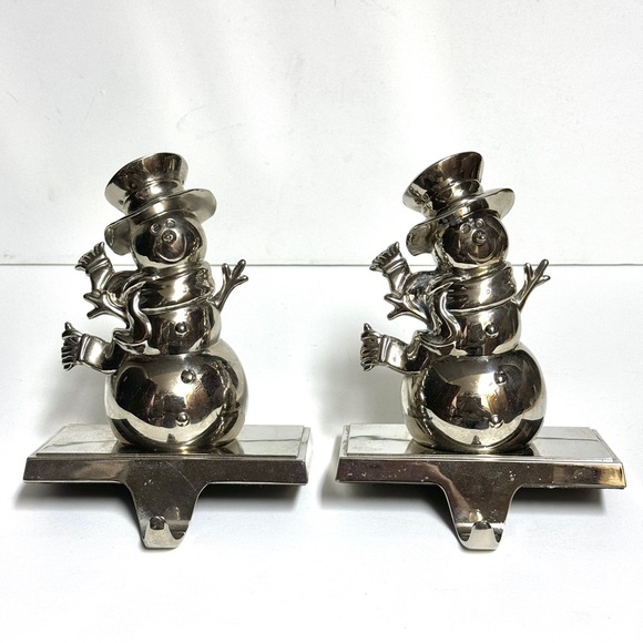 PAIR OF SNOWMAN 3D HEAVY Silver Chrome Finish Mantel Stocking Holder Hanger Hook - Picture 1 of 5